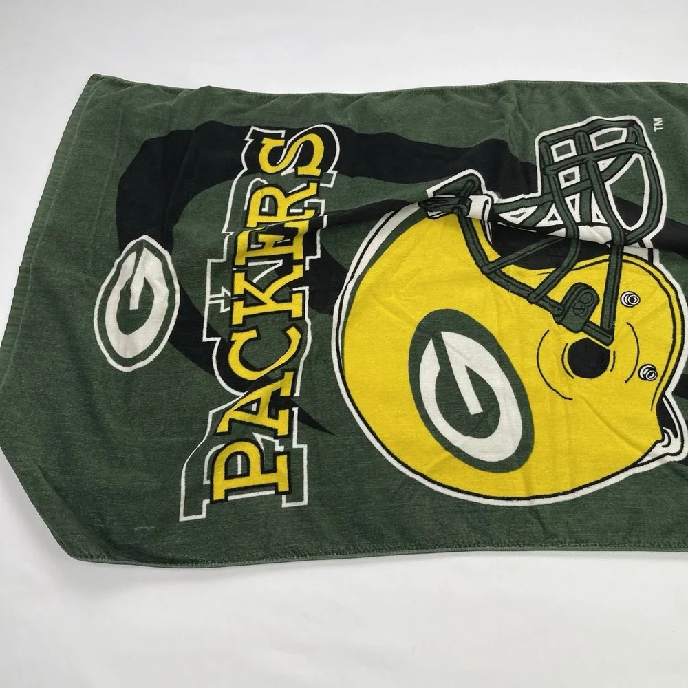 Vintage NFL Green Bay Packers 1996 Beach / Pool Towel RARE